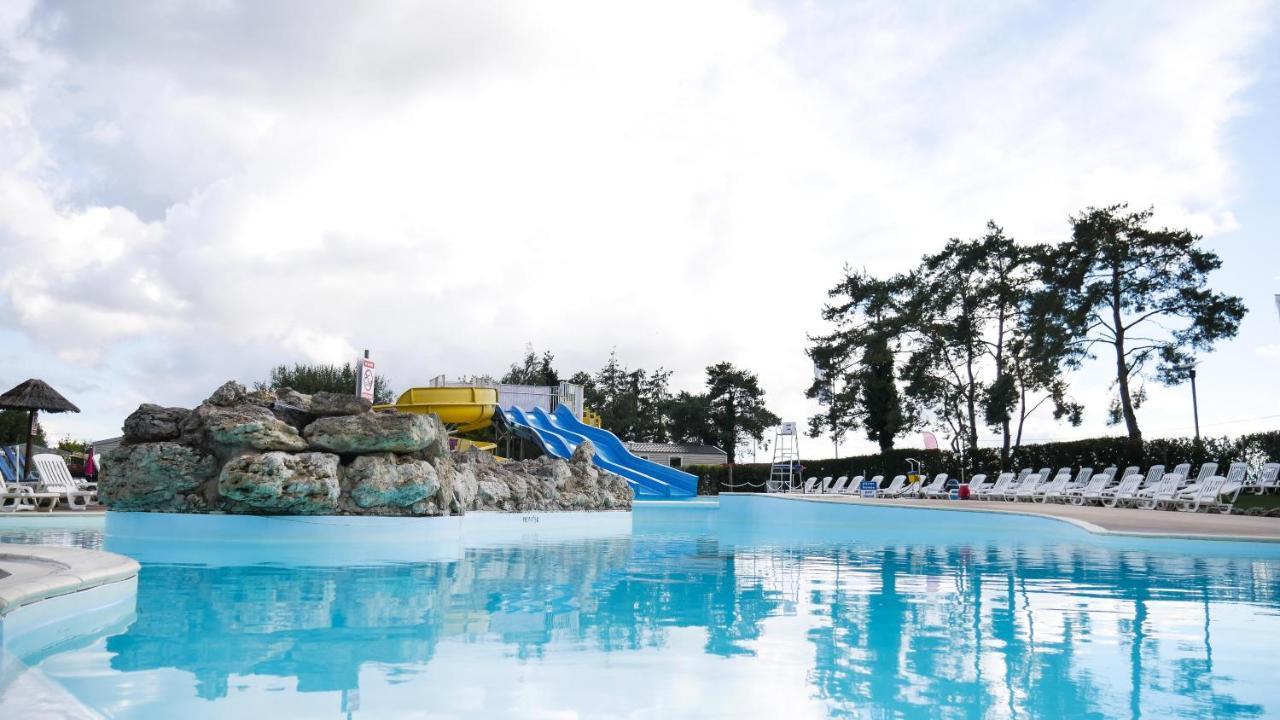 Camping Officiel Siblu Domaine De Dugny Onzain Kültér fotó